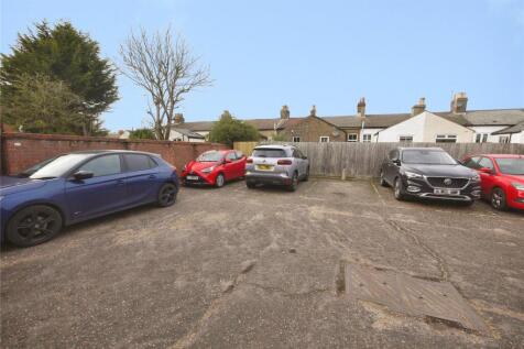 Free Parking Bays