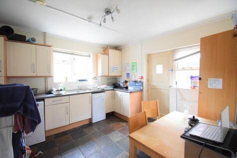 Woburn Road, Bedford photo 3