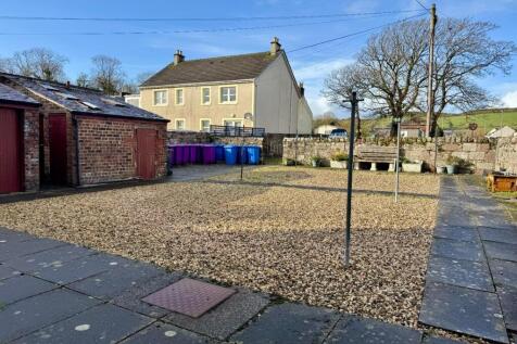 Gardens &amp; Outbuildings