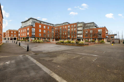 1404736-5-697b403...