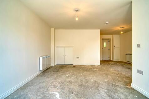 Sitting/Dining Room