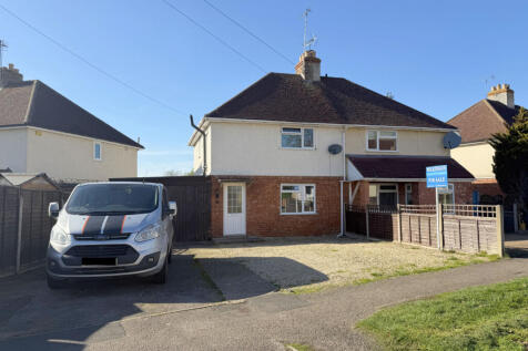 3 Bedroom Semi-Detached House
