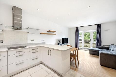 Kitchen/Reception