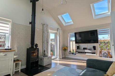 SITTING ROOM EXTENSION