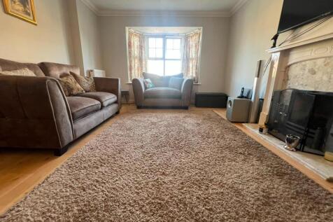 Barkston Drive, Peterborough photo 4