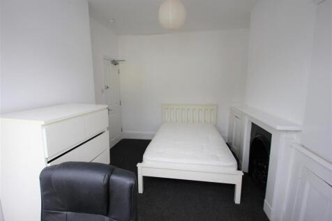 Bedroom 5.jpg