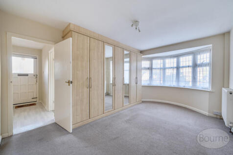 81807df3-b8d7-4ee...