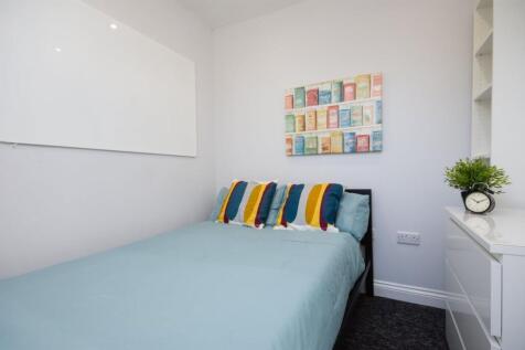 5 Double Bedrooms