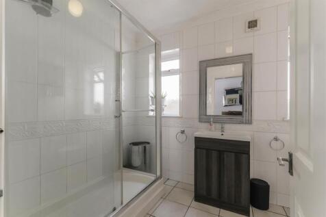 Rosslyn Avenue-1.jpg