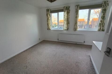 Thurlow Court, Lincoln photo 5