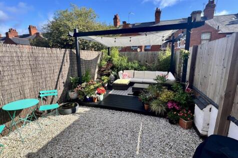16. Garden