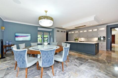 Kitchen/Dining