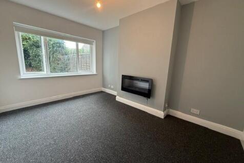 Chorlton Grove, Offerton, Stockport photo 3