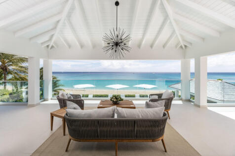 Blue Oyster | Beachfront Villa