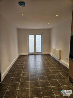 Princes Park Lane, Hayes, Greater London, UB3 1JY photo 4