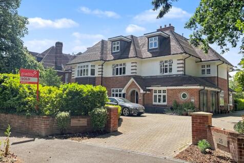 Bournemouth, BH4 - property photo