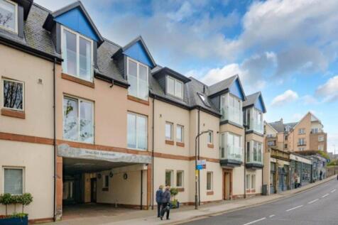15 West Bay Apartmen