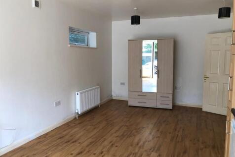 Chestnut Grove, New Malden. photo 5