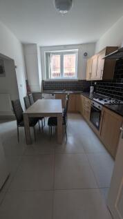 5 Bed - Arundel Avenue, Wavertree, L17 photo 3
