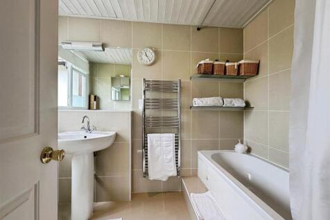 fec81548--4E91-9C40-C09E171A3E37-29810-000027C0B96