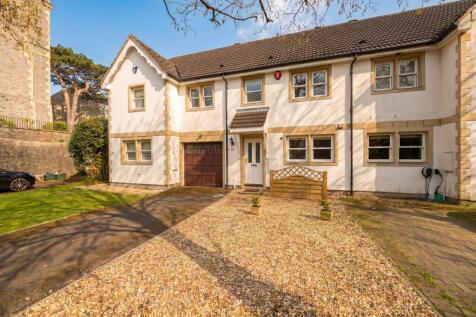 2 bed terraced house for sale