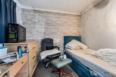 1358168-18-68d556...