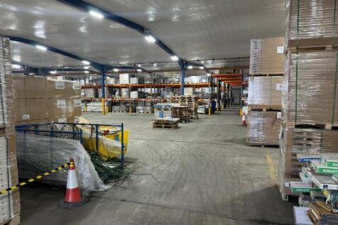 Light Industrial to rent Image 6