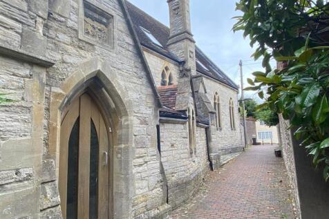Grey school passage entrance 2.jpg