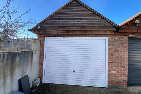 Garage.jpg