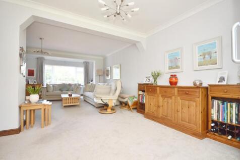 Sitting/Dining Room