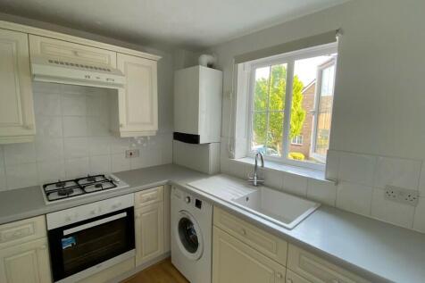 Osprey Court, Waltham Abbey photo 3