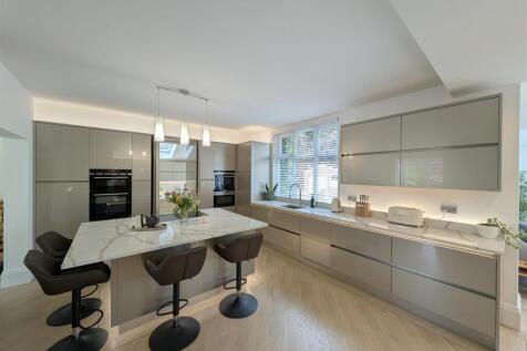 Kitchen, Dining and Garden Room