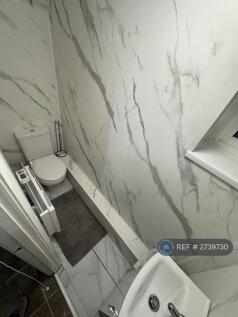 Downstairs Toilet 