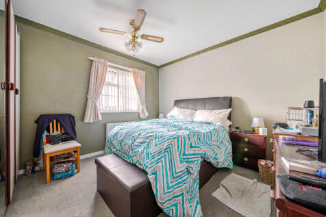 1377295-17-690dfb...