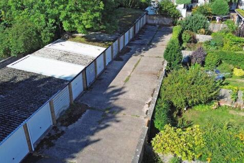 12 - Garage for Auction, Frenchay, Bristol.JPG