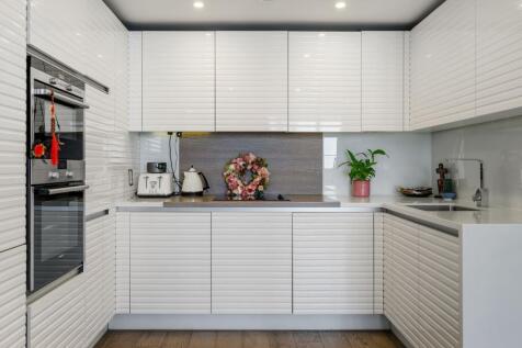 Reception / Kitchen