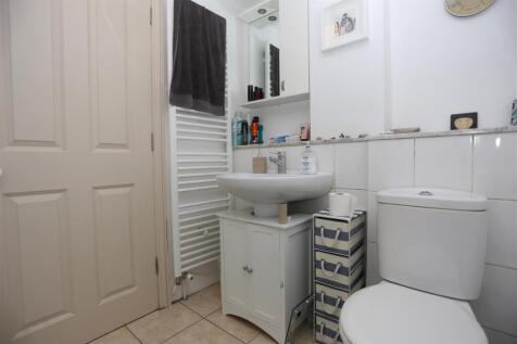 69a Ditchling Rise sink.JPG