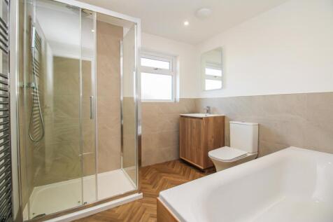 HOUSE BATHROOM