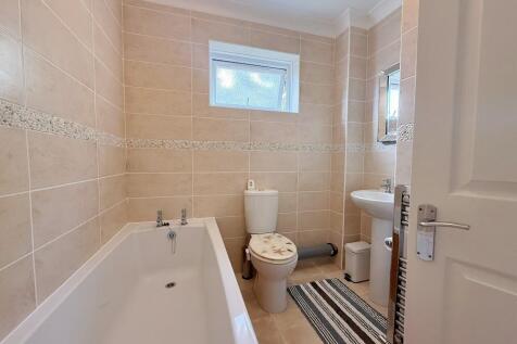 Sandecotes Road, Lower Parkstone, BH14 photo 5