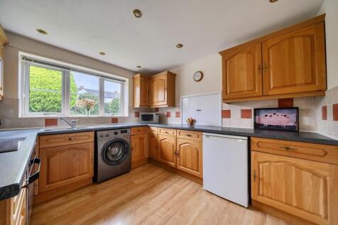 Kitchen view.jpg