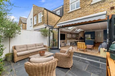 Courtyard Garden