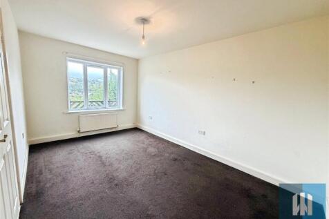 Park Road West, Crosland Moor, Huddersfield, HD4 photo 4