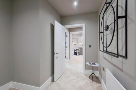 85-103 Queensway, Stevenage, Hertfordshire, SG1 photo 5