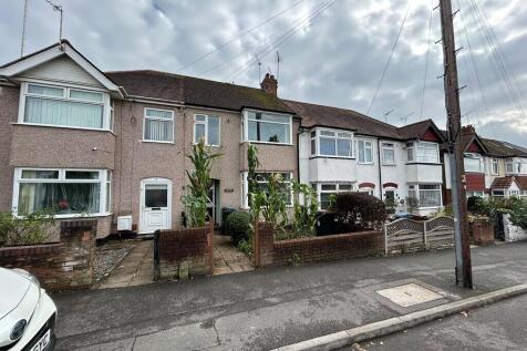 3-bed terraced on St Austell Road, Wyken, Coventry, £1,200/mo