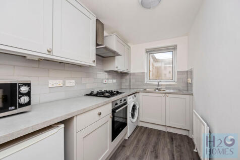 The Strand, Sover...