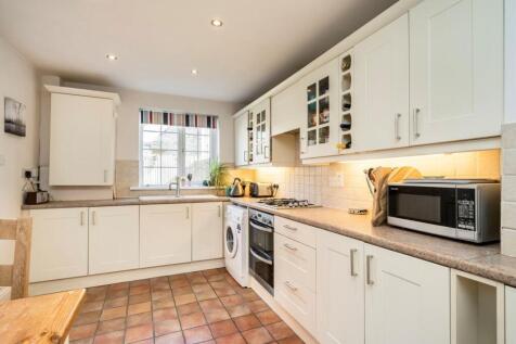 Doggett Road, Catford photo 4