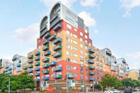 2-bed flat on Maurer Court, John Harrison Way, Greenwich, London, SE10 0SX, £2,600/mo
