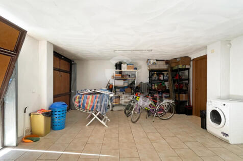 Interno