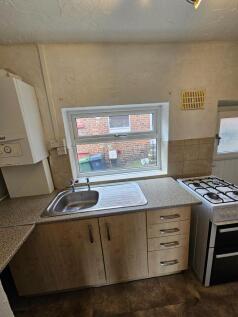 Sandyfield Terrace, Batley photo 4