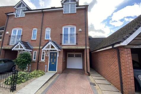 Hinckley, LE10 - property photo